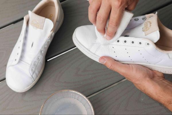 Methods To Clean White Shoes