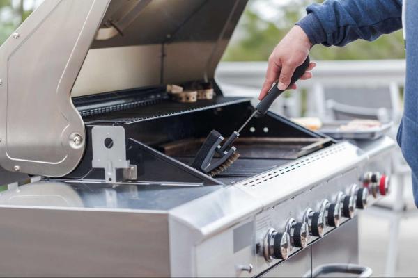 Picking The Appropriate Equipment For Grill Grate Cleaning