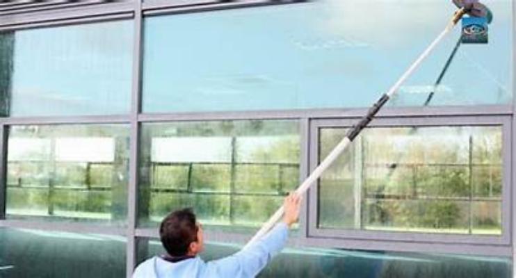 ow To Use A Water Fed Pole To Wash Windows